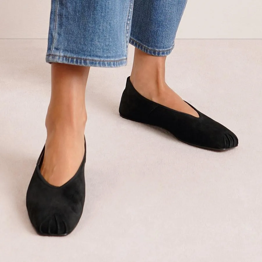 Ballet slipper black suede
