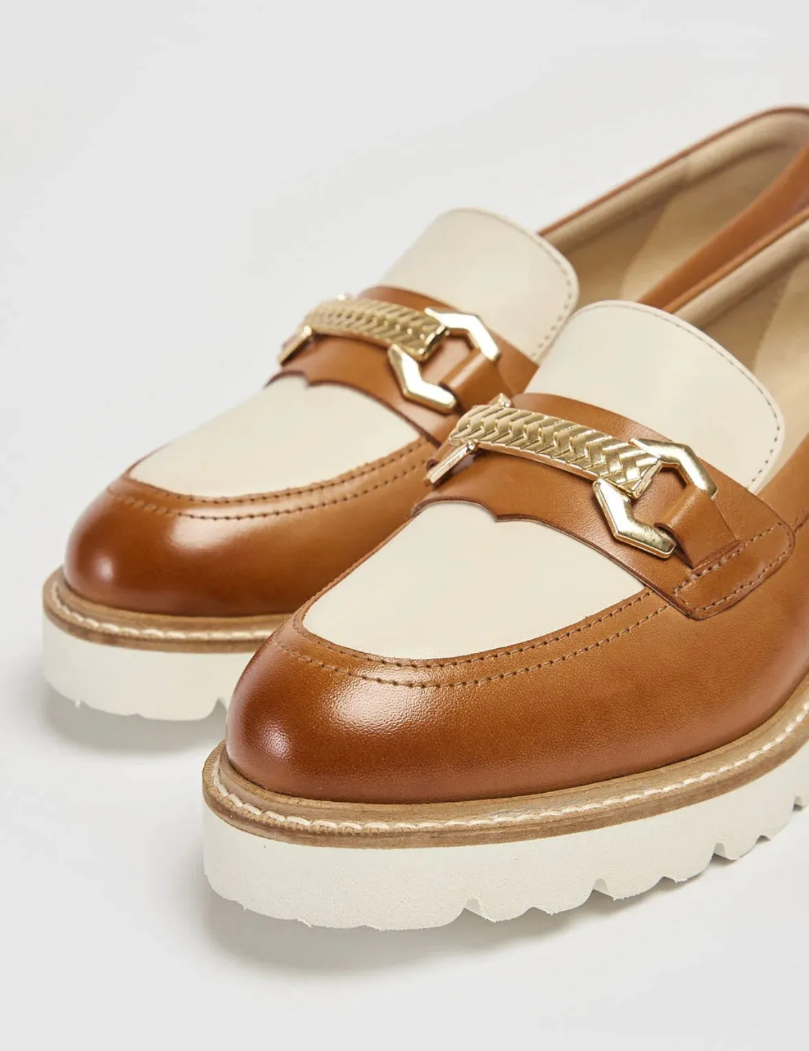 Pod Kendal Ladies Two Tone Loafer